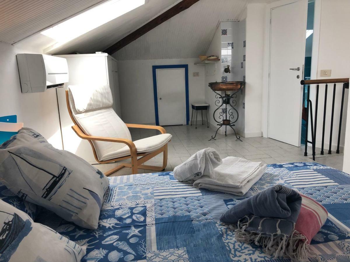 モンテロッソ・アル・マーレVittoria Houseアパートメント エクステリア 写真